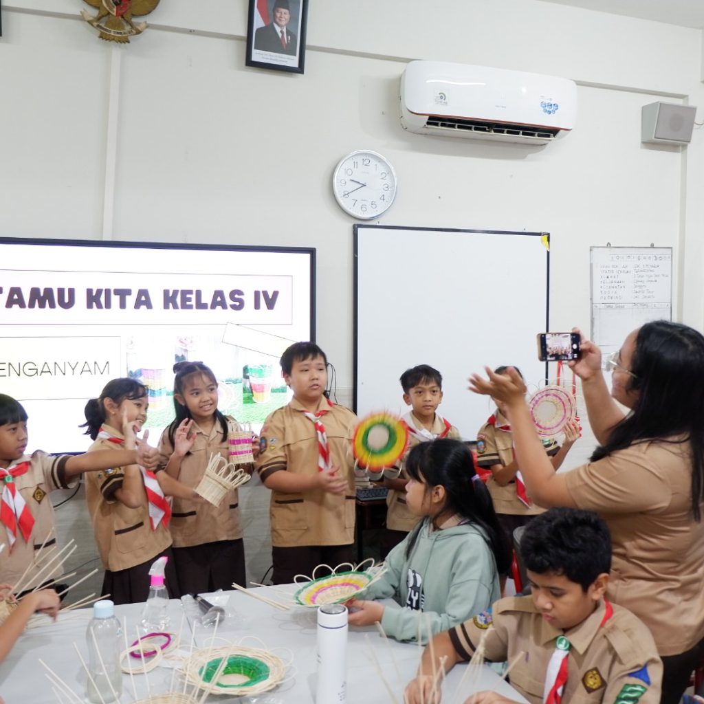 7 Model Prakarya Anyaman Rotan