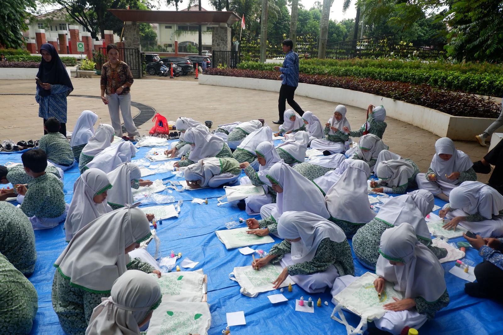 Cat untuk Membatik Siap Pakai Praktis