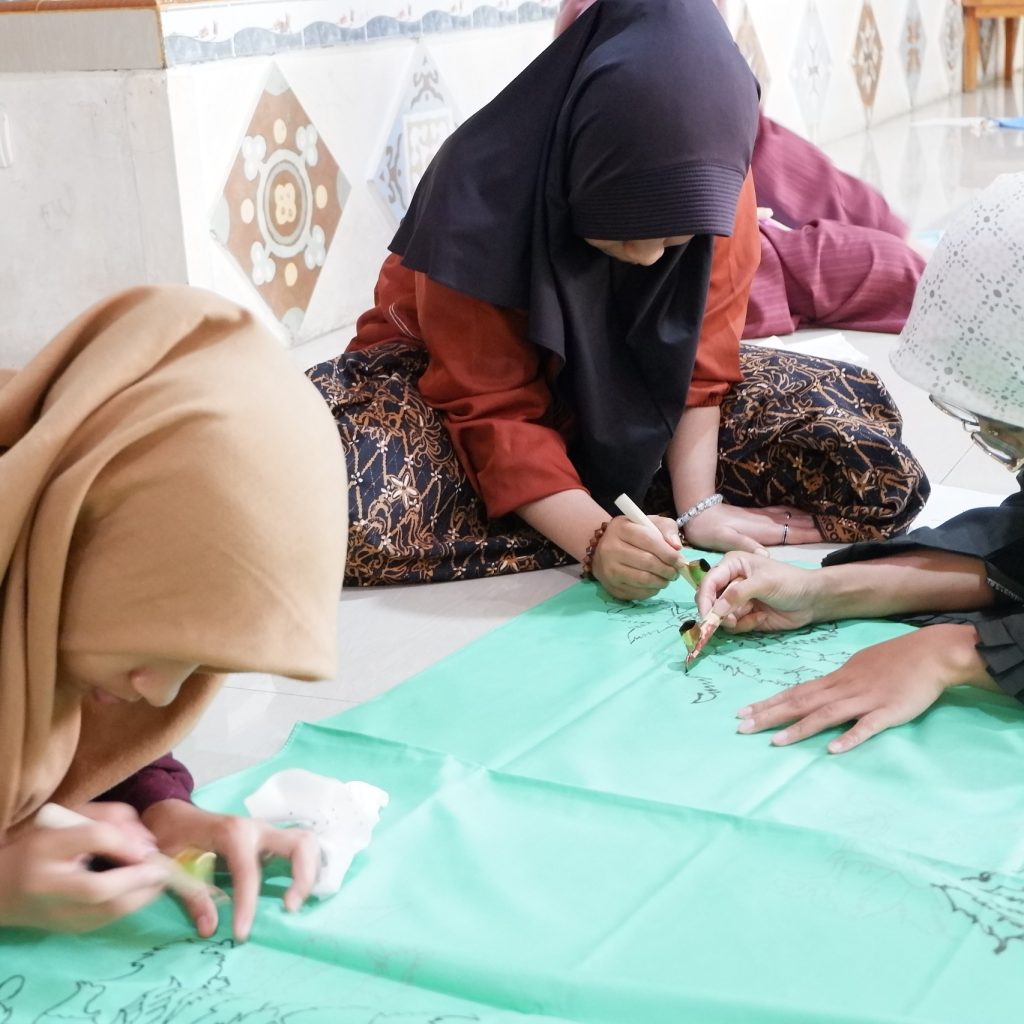Workshop Tanah Liat Keramik di Tangerang Selatan