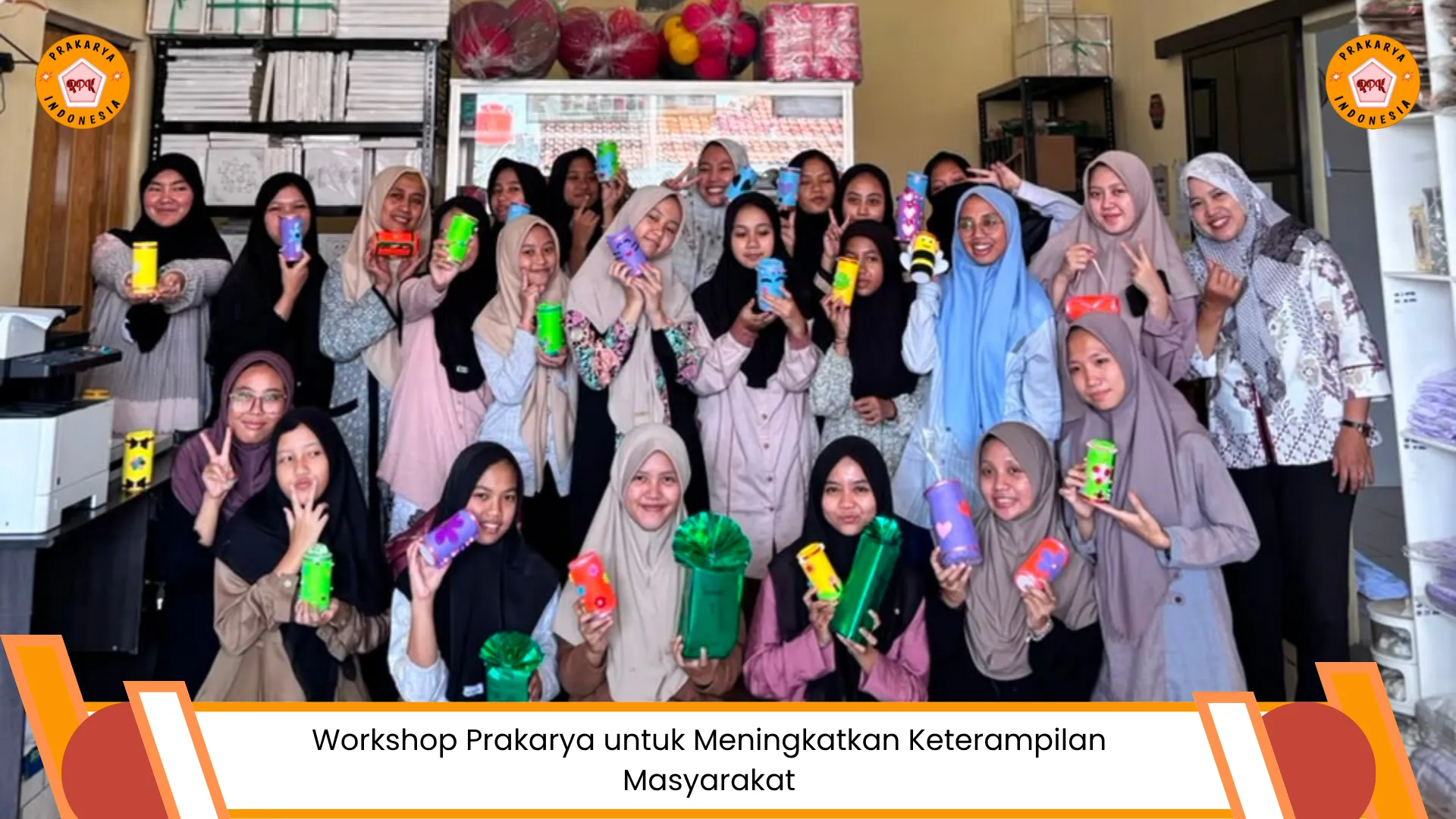 Workshop Prakarya untuk Meningkatkan Keterampilan Masyarakat